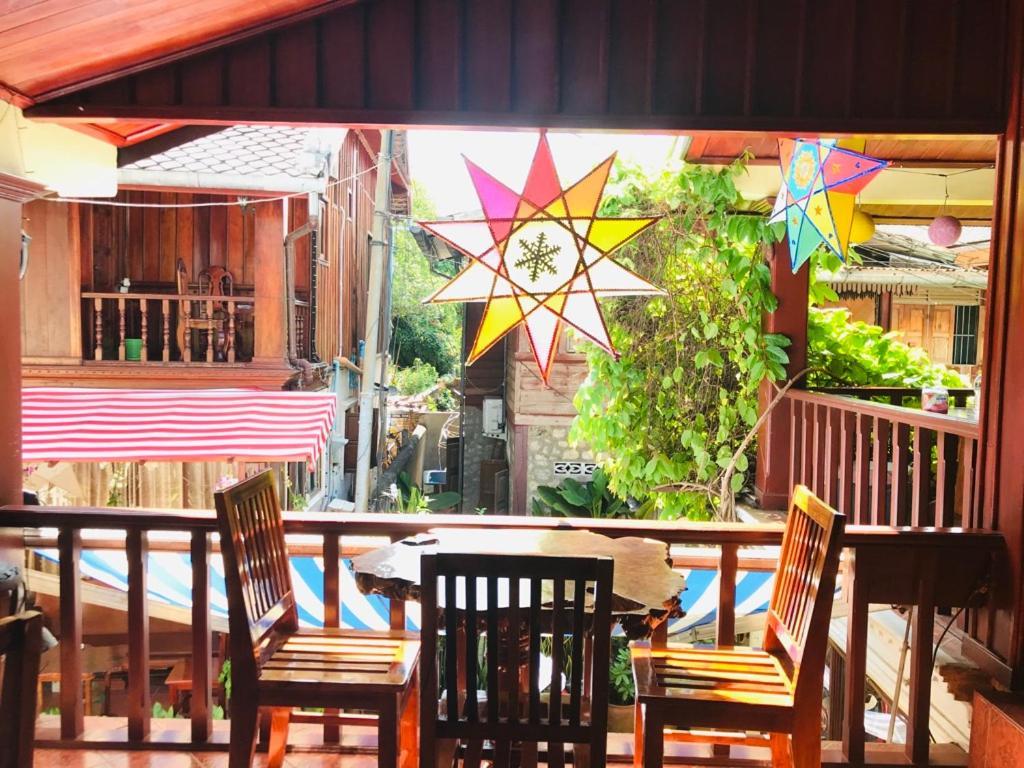 Apple Guesthouse Luang Prabang Esterno foto