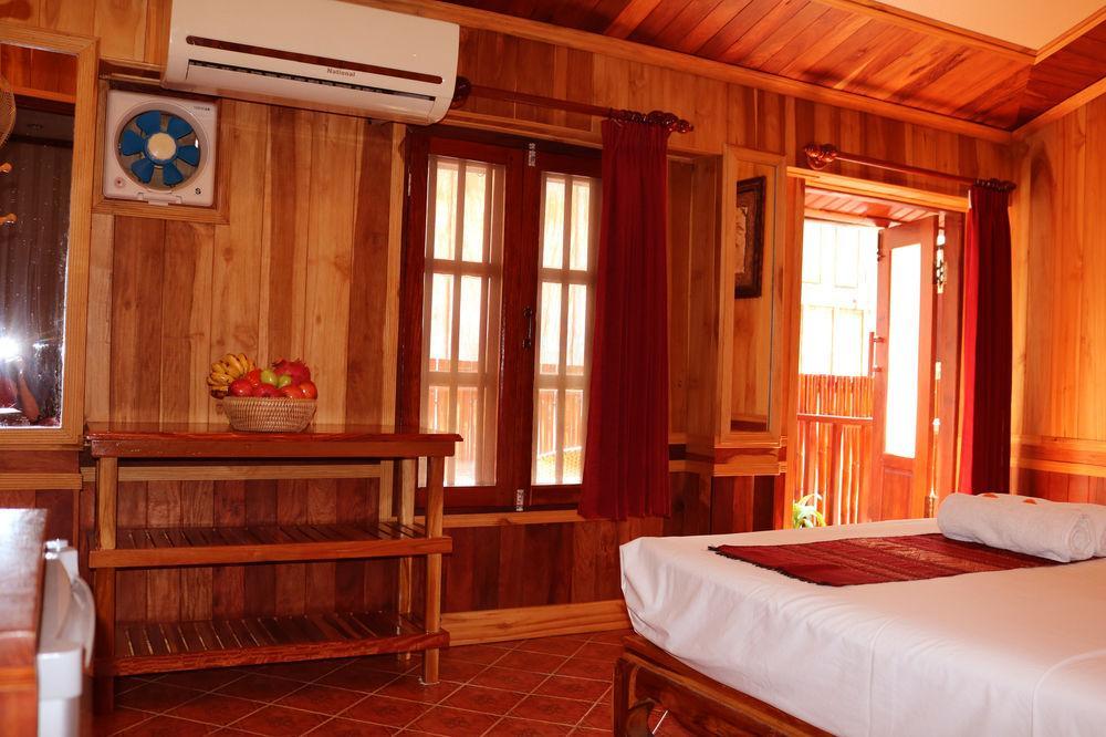 Apple Guesthouse Luang Prabang Esterno foto